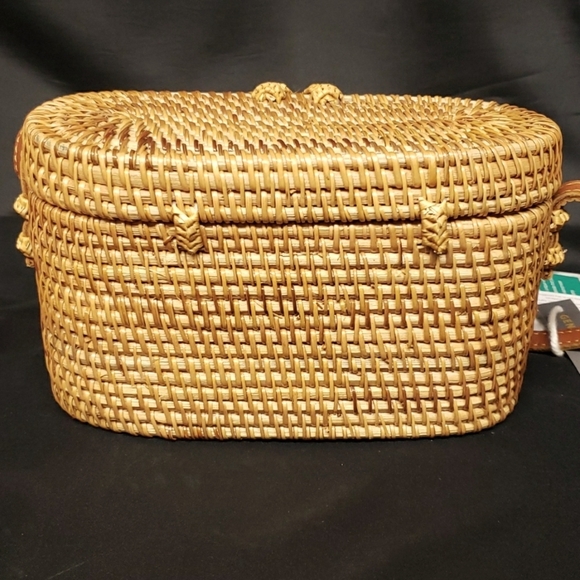 Made by Hand in Vietnam Woven Oval Purse with Leather Strap - Picture 7 of 7